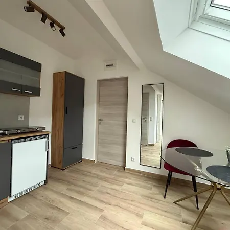 Family Zemlinsi 2 Apartman *