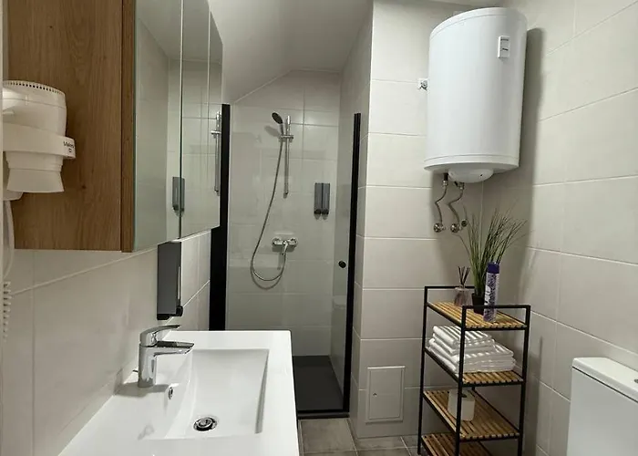 Family Zemlinsi 2 Apartman